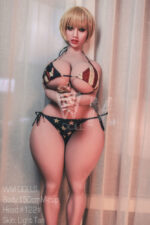 Bel - Curvy sex doll photoshoot