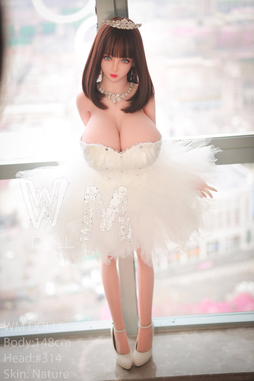 Ellie 148cm (4'10) K-Cup with head #314 WM Dolls