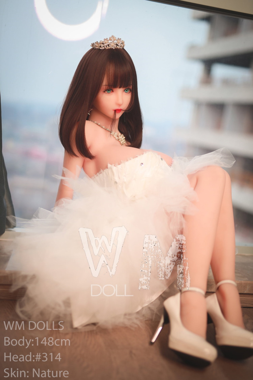 Ellie 148cm (4'10) K-Cup with head #314 WM Dolls