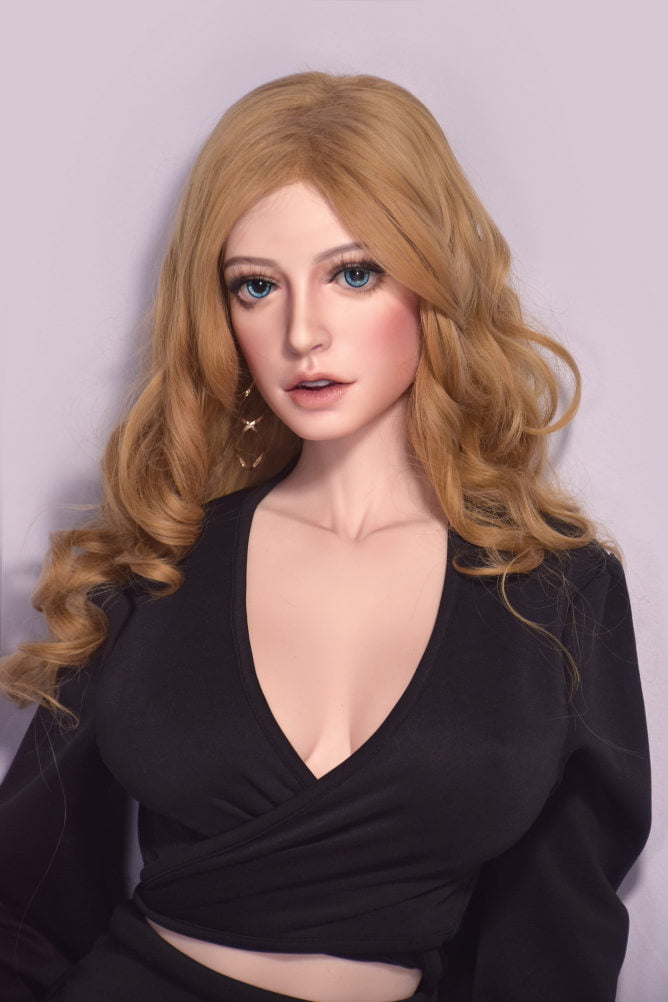 Doris Connor 165cm Elsa Babe Silcone Sex Doll