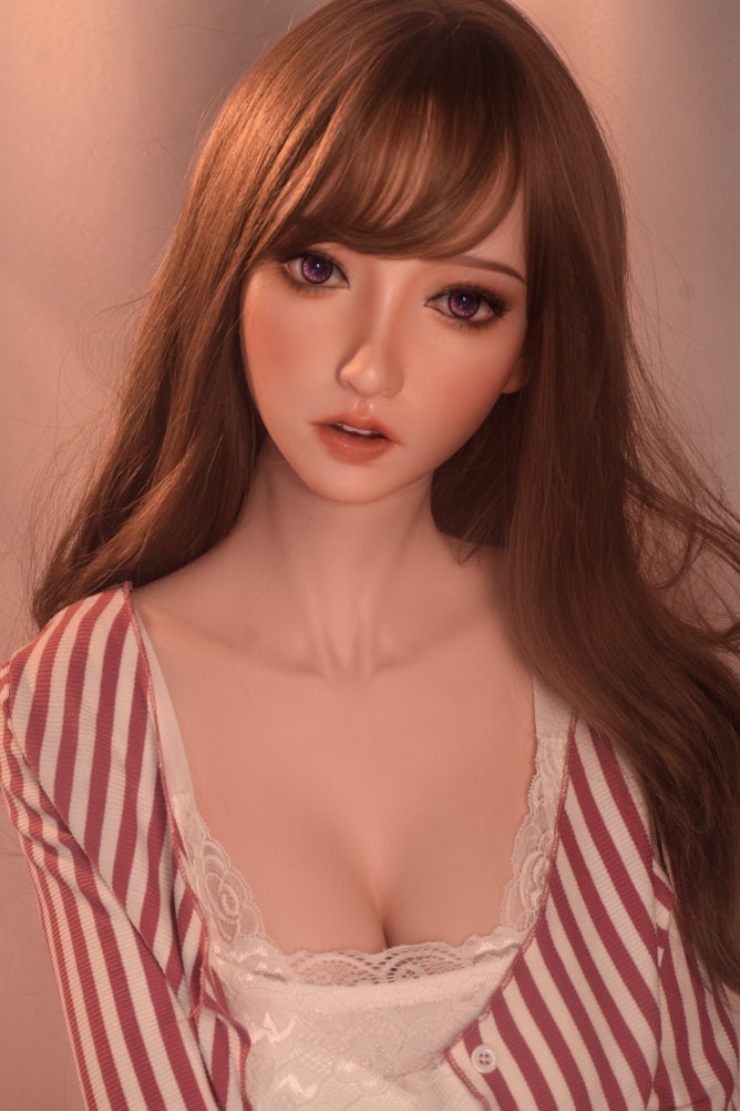 Yoshikawa Yu 165cm Elsa babe Silicone Sex Doll
