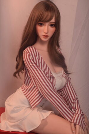 Yoshikawa Yu 165cm Elsa babe Silicone Sex Doll