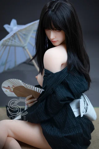Aurora 166cm C Cup SE Doll seated with a fan, wearing a dark kimono and holding a parasol.