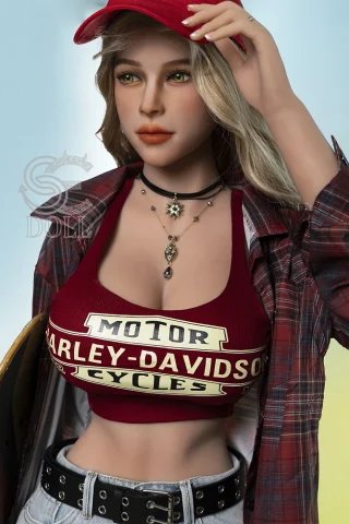 Hannah.C 161cm F Cup SE Doll wearing a red crop top and plaid shirt, with a necklace and baseball cap.