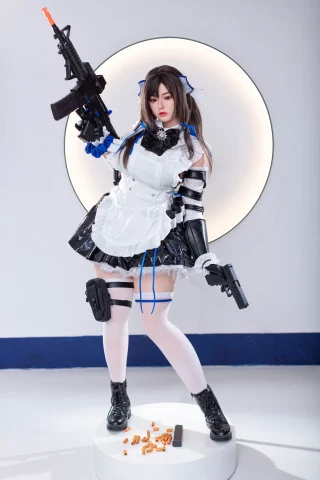 A character in a maid outfit with a black and white color scheme holds an assault rifle in one hand and a pistol in the other, standing confidently. She has long hair styled with blue accents, and her outfit features thigh-high stockings and combat boots. The background is minimalistic with a circular light.