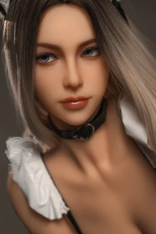 Realistic doll featuring E-Head127 with hazel eyes and stylish hair, perfect for collectors and enthusiasts.
