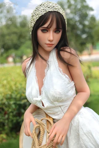 Realistic doll SED330-160-C-Head083-Queena features lifelike details and a stylish outfit, perfect for collectors.