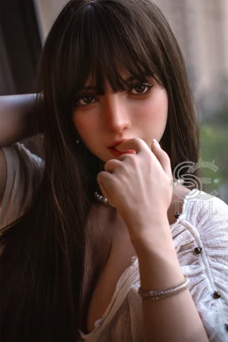 Realistic SES079-T165-C-Head068SO doll with long dark hair and expressive features, perfect for collectors.